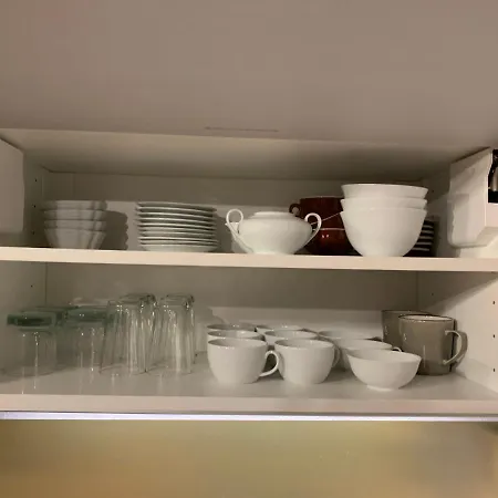 Studio Apartment Naehe Phantasialand, Zwischen Koeln Und Bonn, Ruhig Im Gruenen Gelegen *